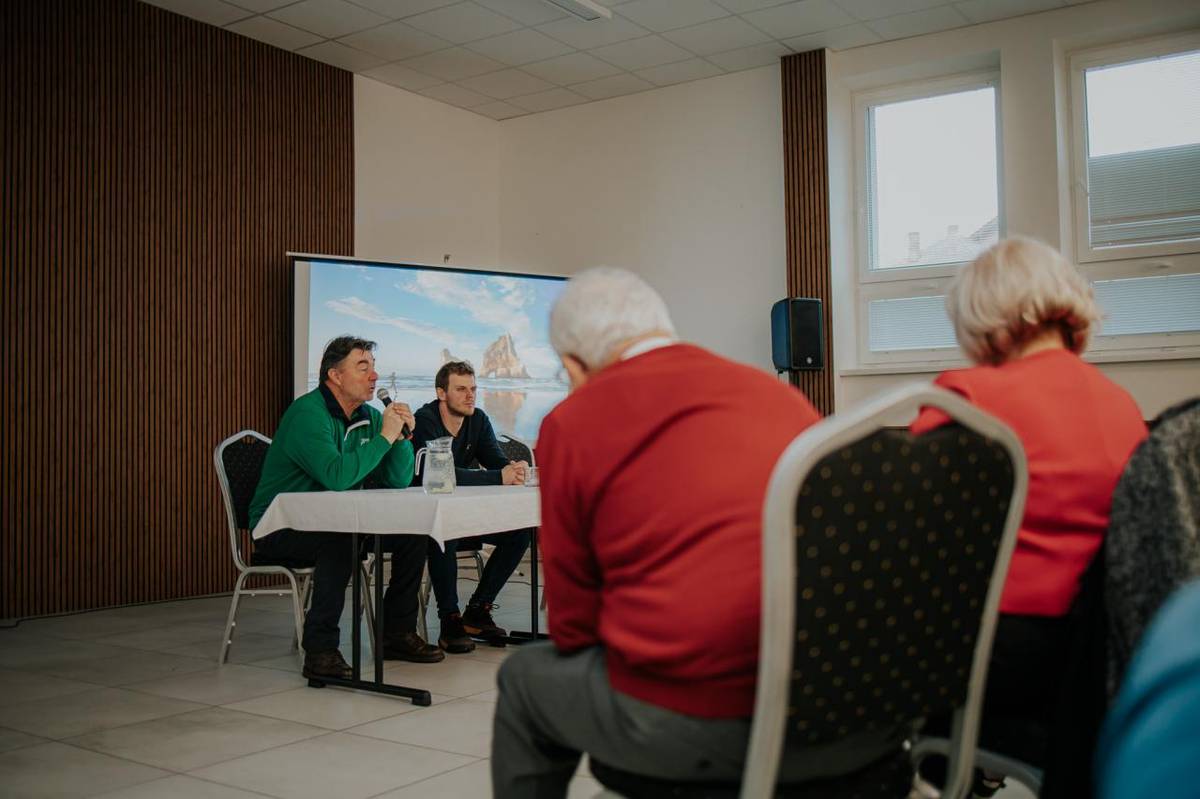 Slávnostné odhalenie pamätníka obetiam 1. svetovej vojny, 2. svetovej vojny a obetiam holokaustu