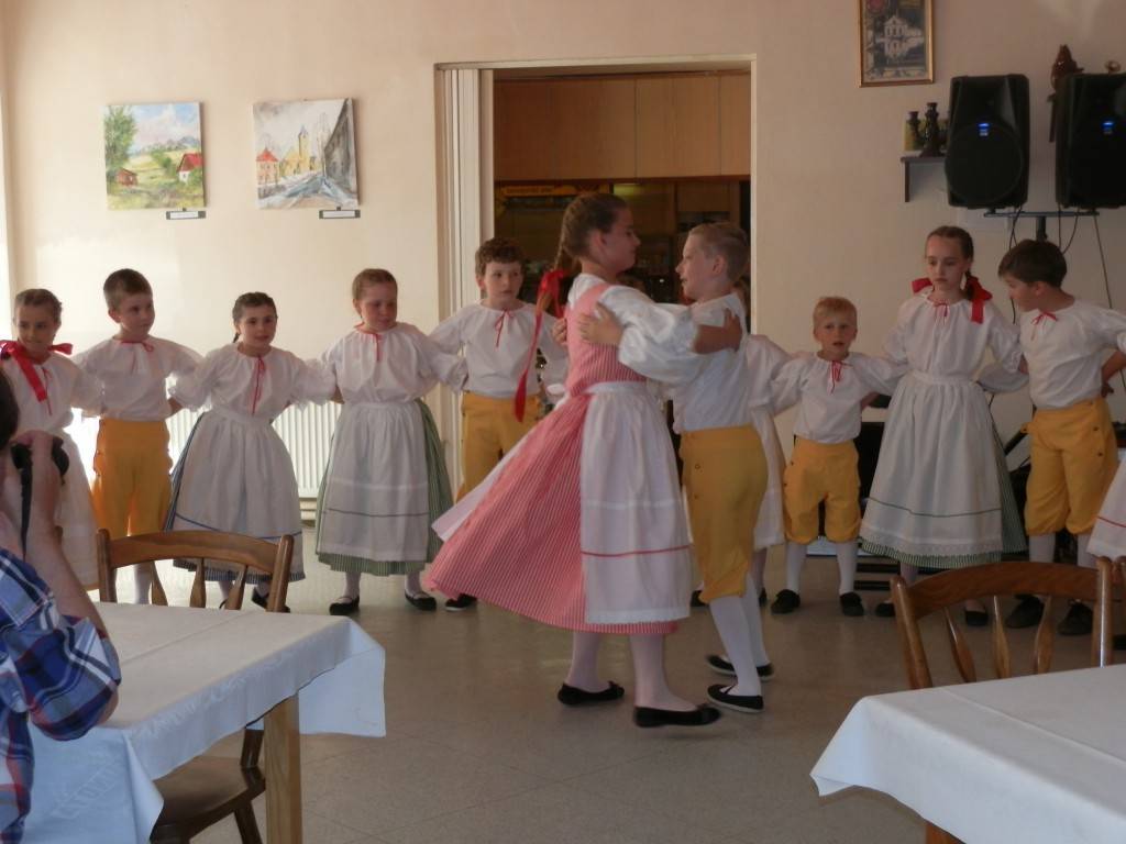 Májové posezení důchodci 12.05.2018