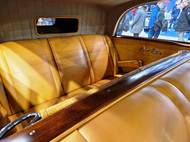 I vzhledem k velikosti se dozadu vejdou tři cestující a auto je tedy šestimístné.