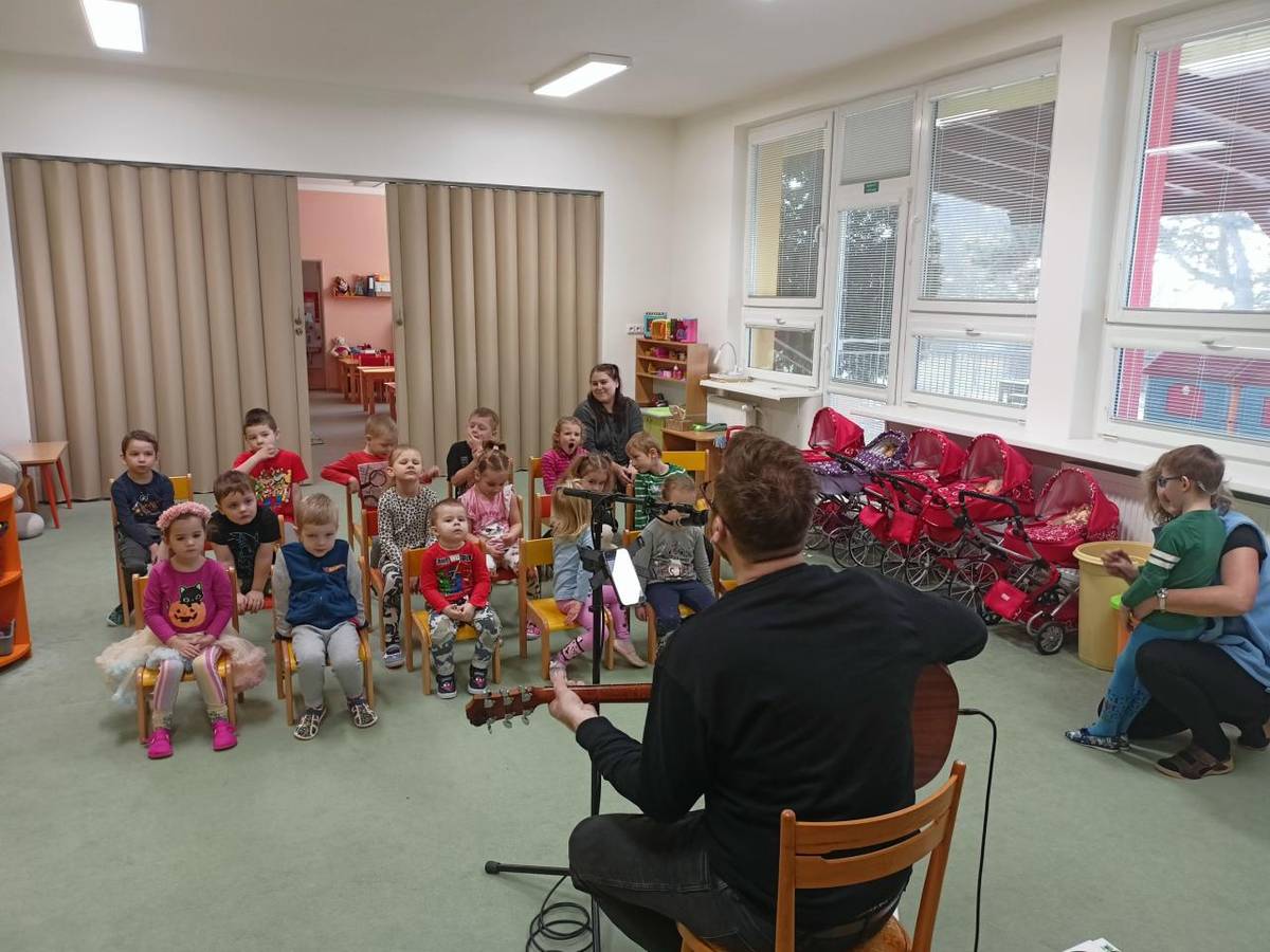 Písničky z pohádek