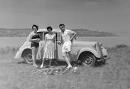 Na výletě u "maďarského moře". Balatón a Tatra 57B, 1957.