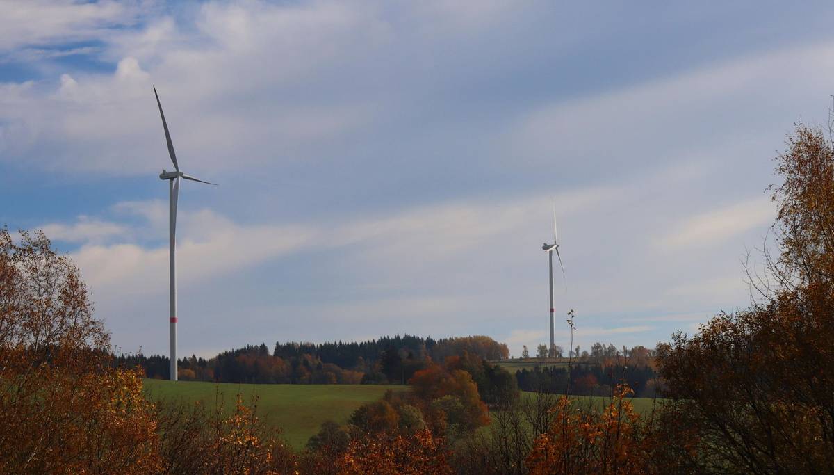 Vážení spoluobčané, příští týden nás čeká konání anketního referenda o případném využití/ nevyužití větrné energie na katastru obce Semněvice. Dne 22. 2. 2025 máte možnost zavítat do funkčního větrného parku ve Zlaté Olešnici. Případní zájemci o tuto exkurzi nahlašte prosím svůj zájem do 19. 2. 2025 20:00 starostovi obce. Stačí zaslat sms na číslo 602 369 777 ve tvaru JMÉNO, POČET OSOB. Odjezd zájemců 22. 2. 2025 v 8:00 od KD v Semněvicích, předpokládaný příjezd týž den do 18:00. Podrobnější informace budou sděleny dle počtu přihlášených v pátek 21. 2. 2025.