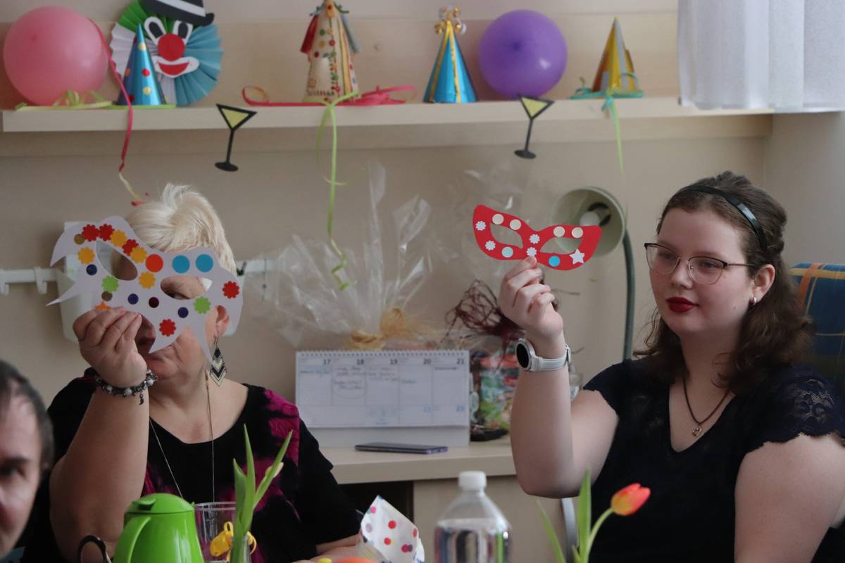 Ve středu 19. února 2025 bylo v prostorách Sociálních služeb města Orlové veselo! Pracovníci pro své klienty připravují každý rok ples, tentokrát na téma škrabošek. Na plesovou zábavu neodmítl pozvání Domov seniorů Pohoda a Domov Vesna. Nejstarší účastnice škraboškového plesu má úctyhodných 97 let! Oblíbený DJ Roman Patka hrál...