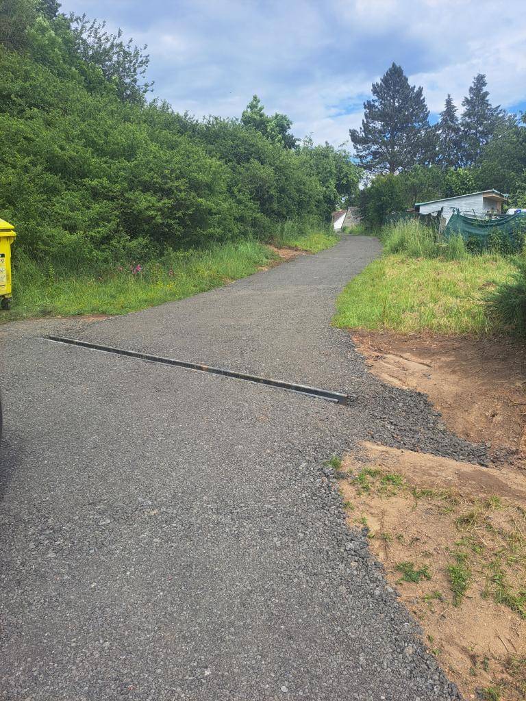 V roce 2024 se opravovaly také tři cesty v Krsicích.