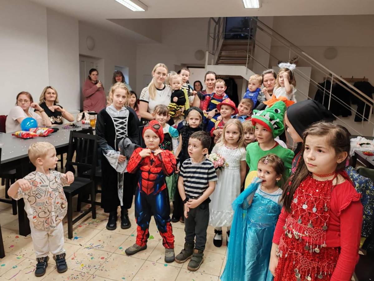 1.3. se v naší obci konal dětský maškarní bál, který pořádala Obec Mohelnice ve spolupráci s SDH Mohelnice. Děti si užily odpoledne plné her, tance a zábavy v krásných kostýmech. Děkujeme všem za skvělou atmosféru!