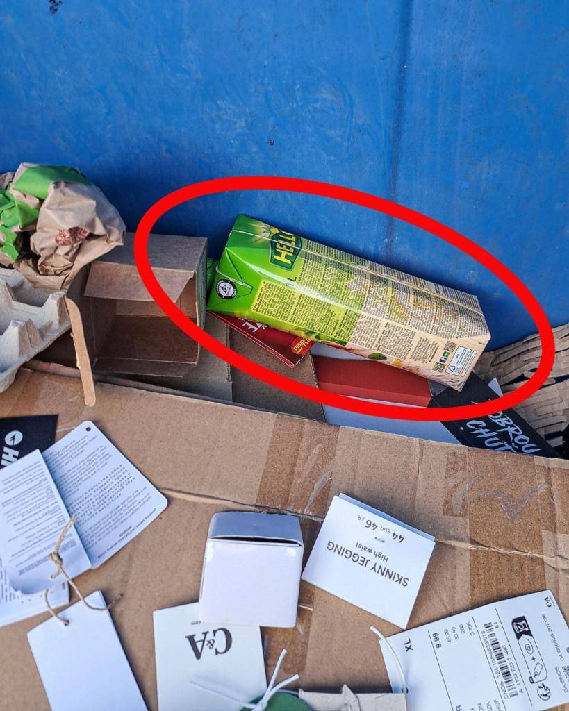 OPAKOVÁNÍ MATKA MOUDROSTI  Pokud si nejste jisti, kam který odpad patří, na každé popolenici je to napsáno.  Nápojové kartony patří do PLASTU. STEJNĚ TAK JAKO PLAST!    DĚKUJEME VŠEM, CO TŘÍDÍ SPRÁVNĚ!