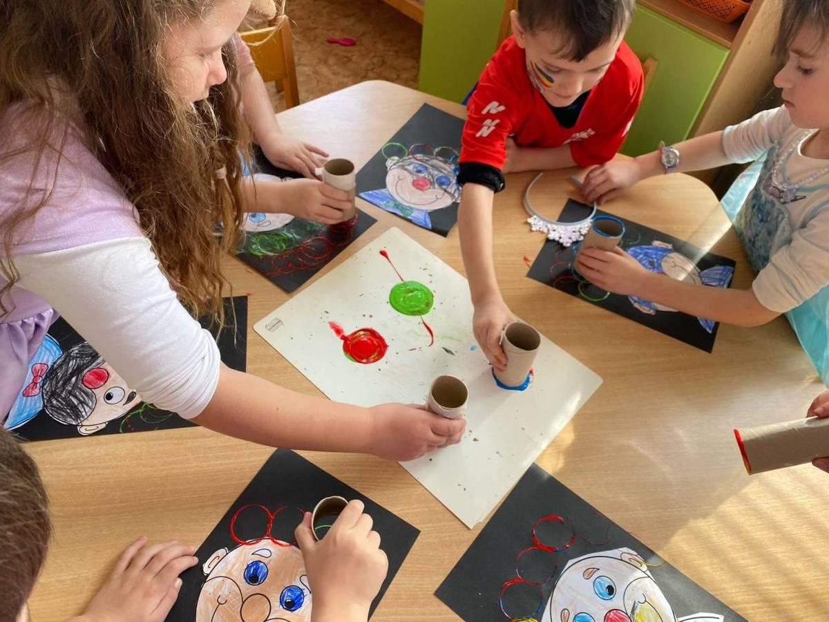 Děti si užily zábavné aktivity, soutěže, pokusy...