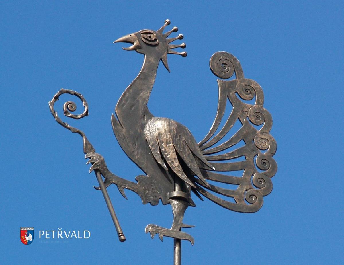 Na obecním úřadě si je možno zakoupit CD s audiopohádkou. Jedná se o Paví pohádku, která byla napsána podle pověsti o petřvaldském pávu. Pohádku namluvil Ladislav Heryán a je v ní 7 písní. Všechny písně k pohádce nahráli výhradně petřvaldští občané, z toho i dvě děti, stejně tak i kresby do bookletu nakreslila Petřvalďačka.    Jako bonus bylo k pohádce přidáno 7 písní od petřvaldsko-kopřivnické skupiny Líbací robot, která hraje písničky pro děti.