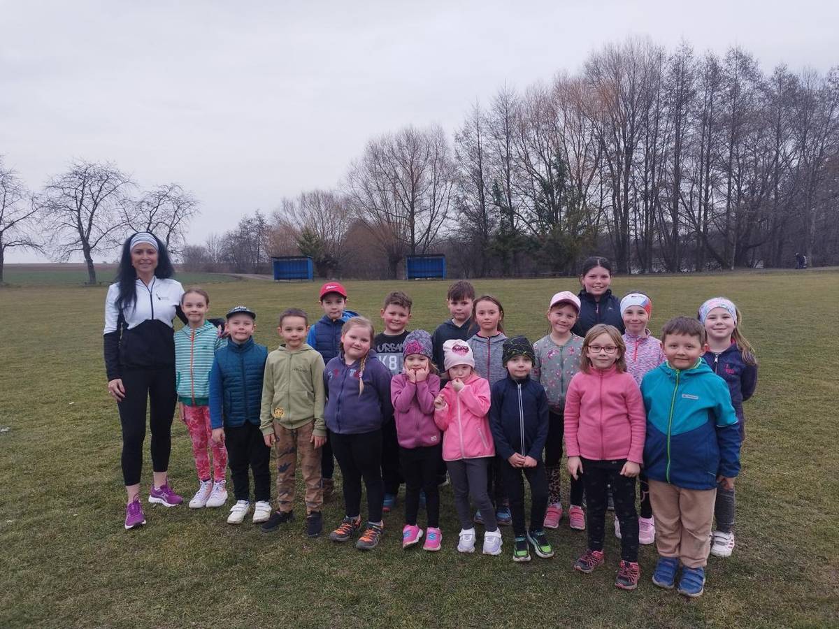 Kořenice, 10.3.2025 - Atletický kroužek na čerstvém vzduchu.