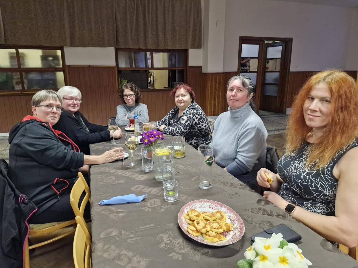 Setkání místních žen se jako každý rok velice vydařilo. Děkujeme SDH Skopytce a SDH Chabrovice, že se o ženy hezky postarali.