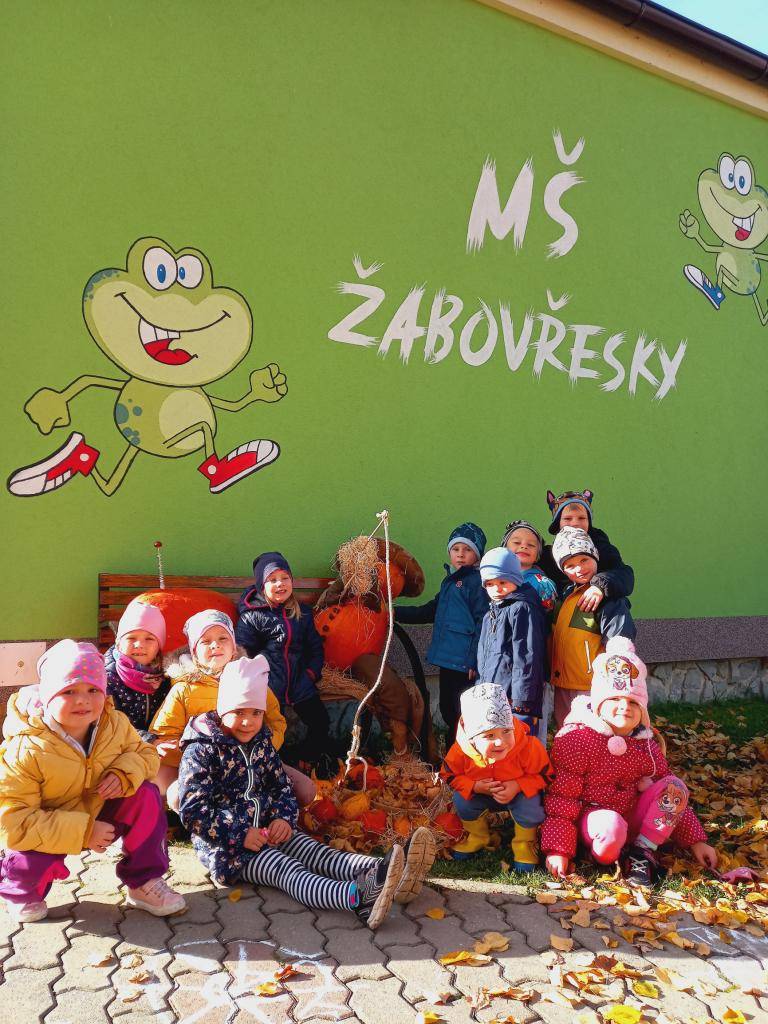 Děti se seznamují s podzimem