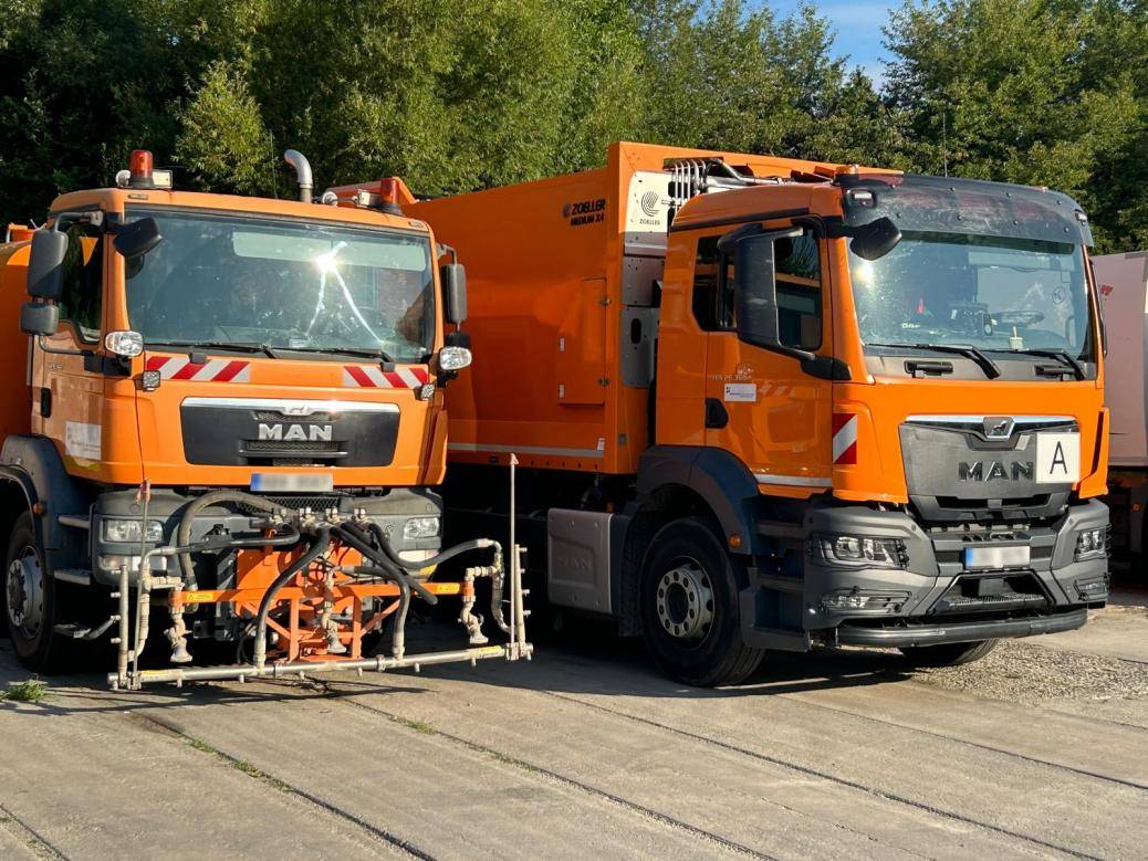 Upozorňujeme občany, že v pondělí 31. března 2025 cca od 9hod. bude probíhat čistění komunikací. Žádáme Vás, aby jste v tuto dobu neparkovali na komunikacích.    Děkujeme za spolupráci.