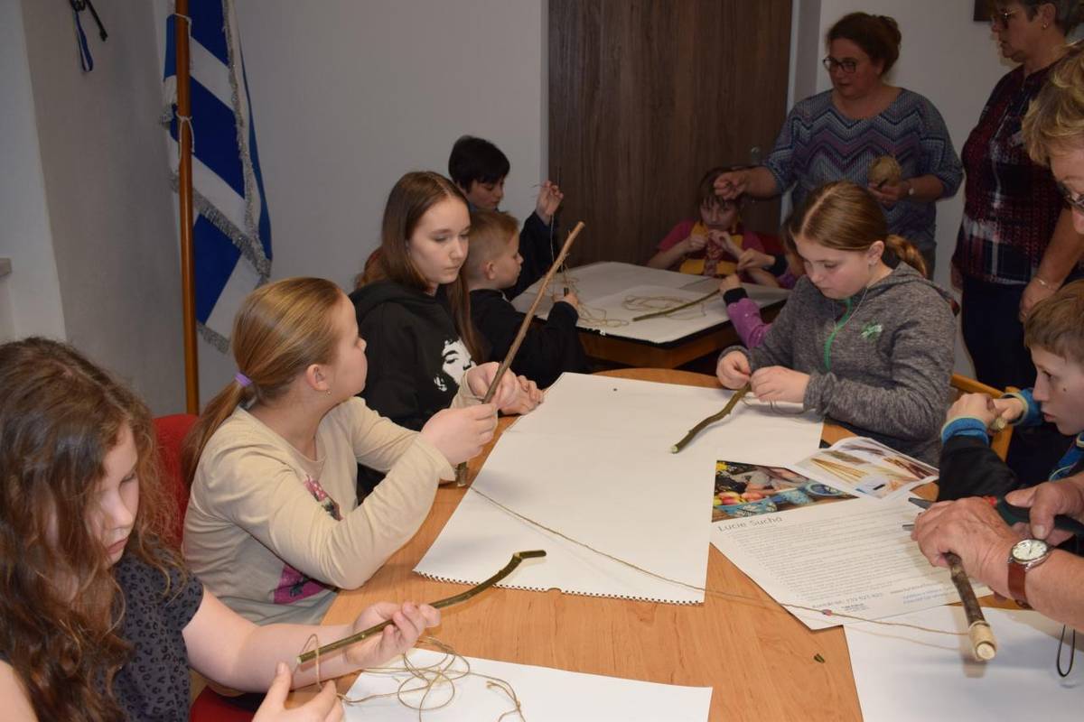 Děkujeme všem kouzelníkům i mudlům. Byli jste super. Děkujeme  kuchařkám, babičkám, maminkám za občerstvení