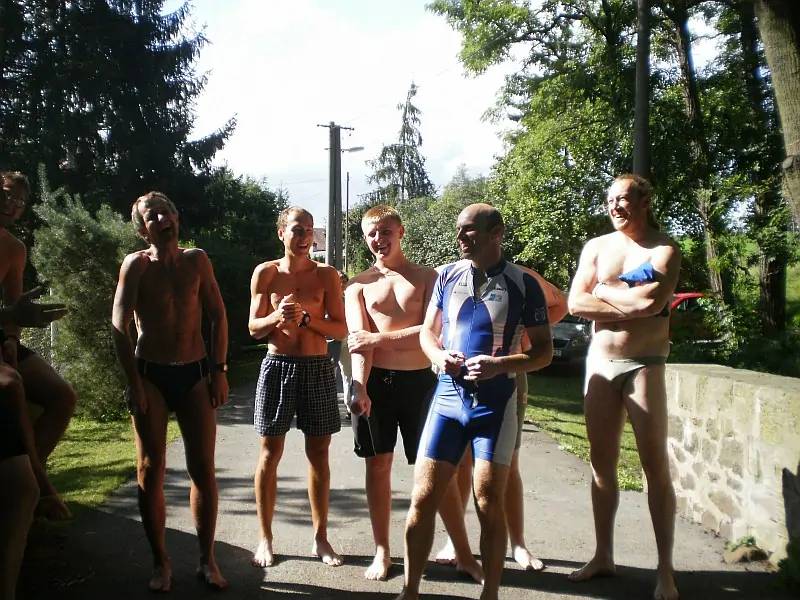 Dne 28. 8. 2011 se ve Stradonicích konal 1. ročník triatlonového závodu "Stradonický šampión". Závod organizoval Ondřej Čadek a parta nadšenců kolem něj.