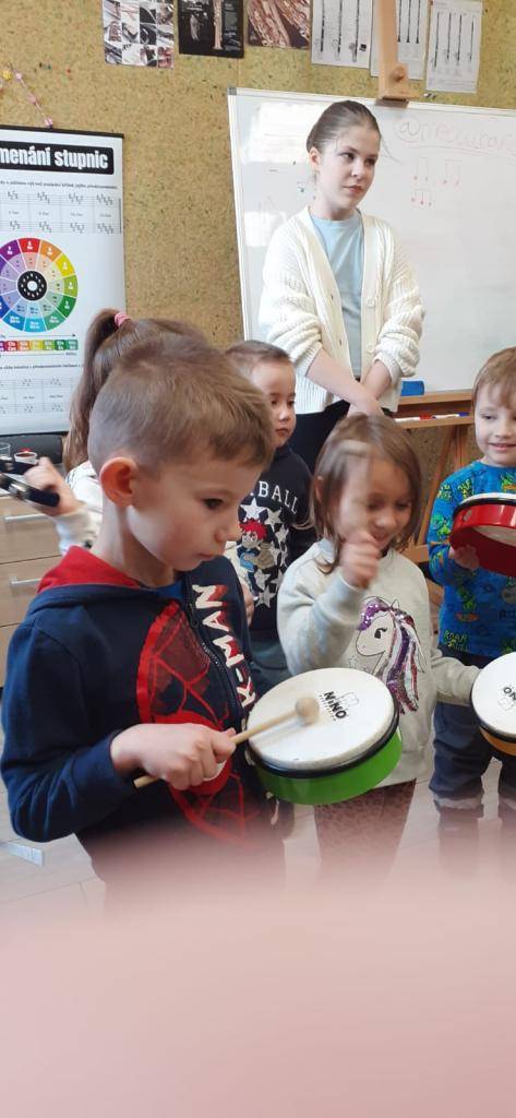 Koťátka navštívila ZUŠ Slovácko