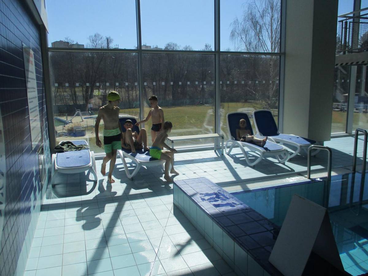 Plavecká výuka žáků ZŠ v plaveckém bazénu v Hořovicích 15. 1. - 26. 3. 2025