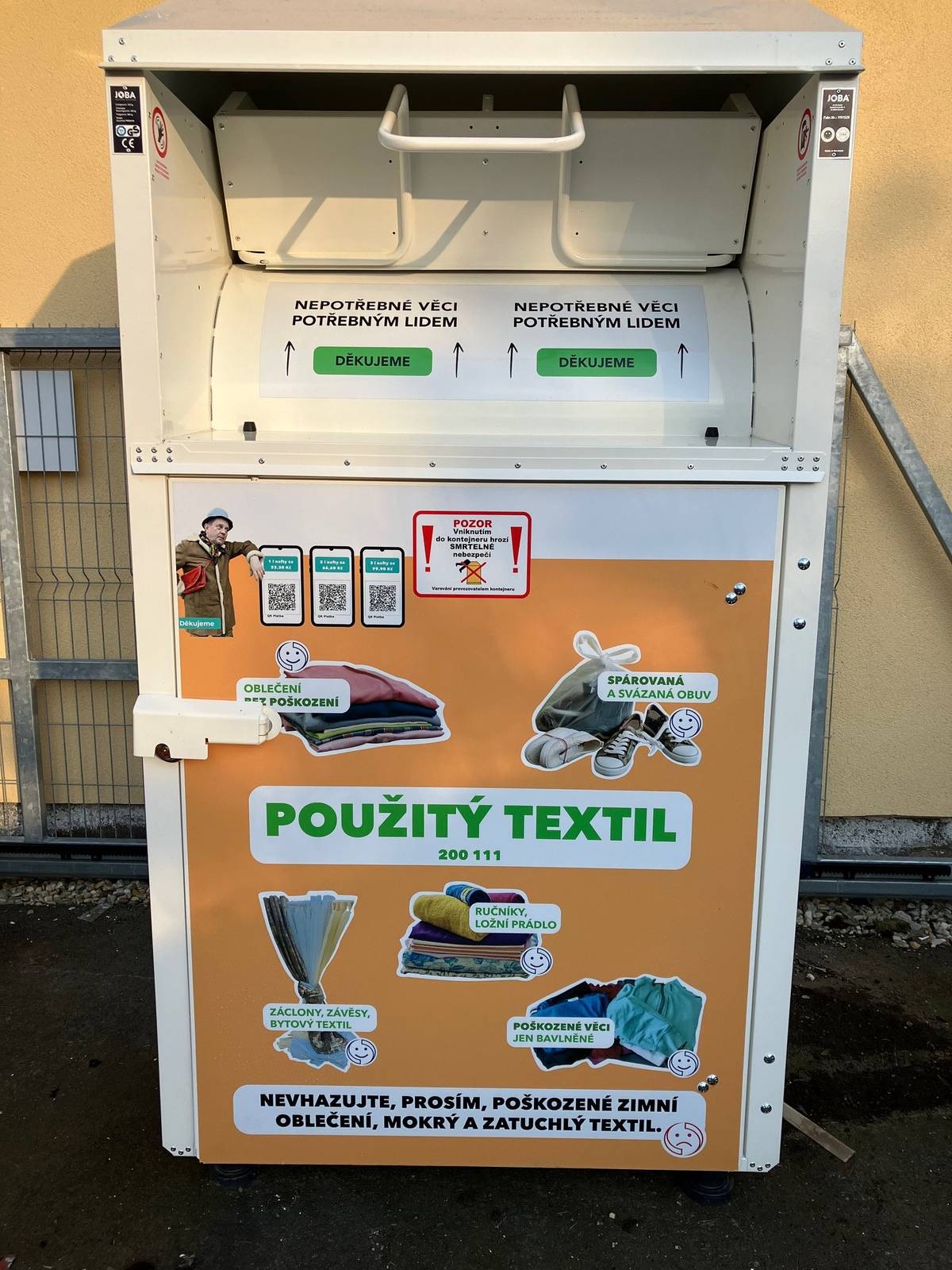 Zdravím vás a připomínám, že do 30.6. je potřeba zaplatit poplatky za odpady (700,- Kč/os.) a psy (200,- Kč/pes). Číslo účtu: 24928321/0100. Dále prosím o nahlášení všech neevidovaných psů. Na sběrném dvoře byl instalován nový kontejner na nepoškozený, suchý textil a boty (viz.návod na kontejneru). Díky, Pavel K.