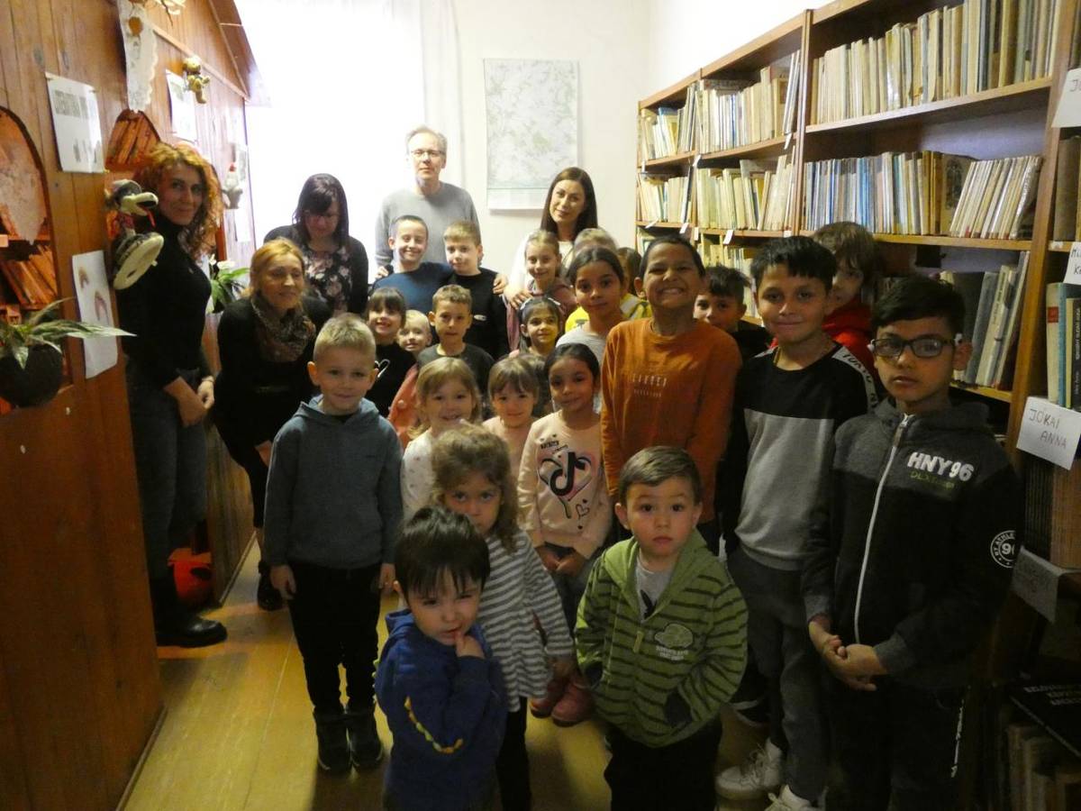 ZŠ a MŠ v knižnici