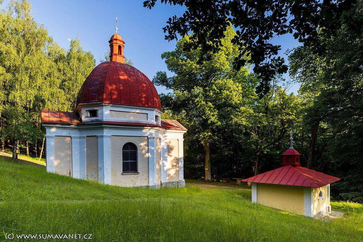 Obec Pocinovice vyhlásila veřejnou sbírku na obnovu kaple Bolestné P. Marie a křížové cesty u Dobré Vody. Tyto kulturní památky potřebují celkovou rekonstrukci a renovaci, aby mohly nadále sloužit jako oblíbené poutní místo a turistický cíl.