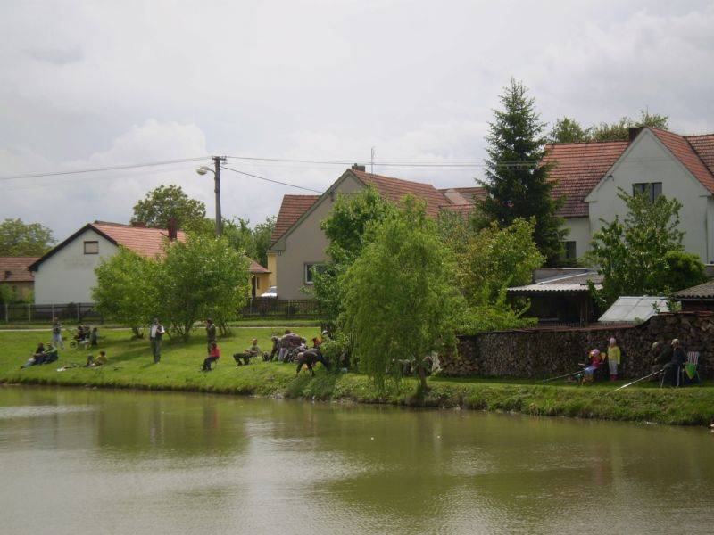 Dětské rybářské závody- květen 2009