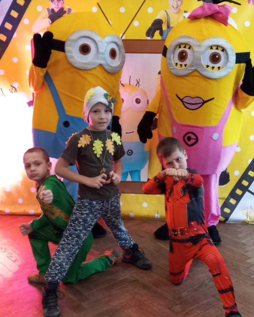 Děkujeme všem malým i velkým, kteří s námi prožili parádní odpoledne plné zábavy, tance a smíchu!   Nechyběla hudba, balónky, zábavný program, dobroty a samozřejmě skvělé masky!   Děkujeme, že jste přišli – bez vás by to nebylo ono! Už teď se těšíme na další společné akce.