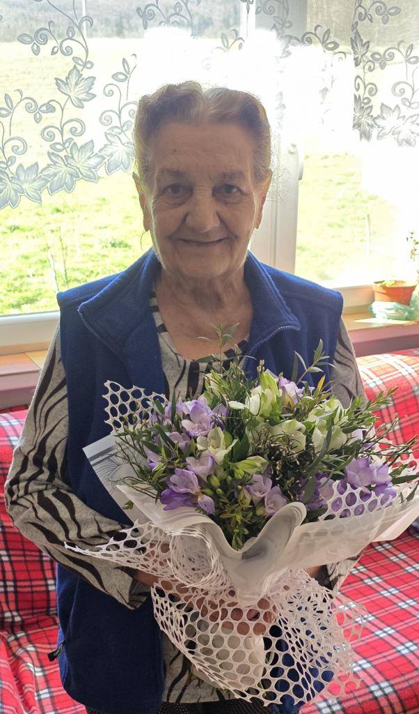 V mesiaci apríl 2025 oslávila svoje 90. narodeniny pani Mária Karalová.