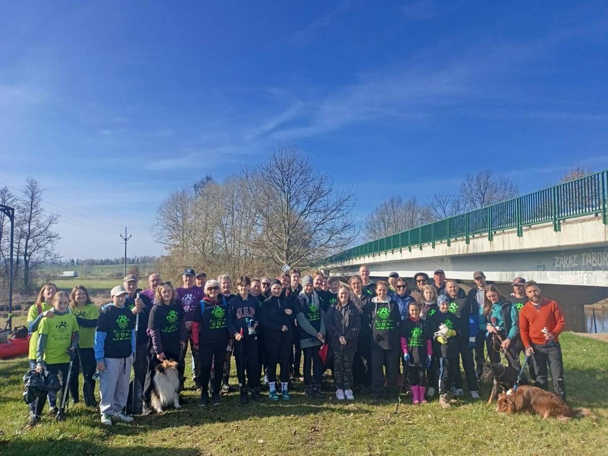 Ve spolupráci s Místní akční skupinou MAS 21, o. p. s., proběhl již 10. ročník Čištění řeky Ohře. Děkujeme za organizaci a dobrovolníkům za pomoc.