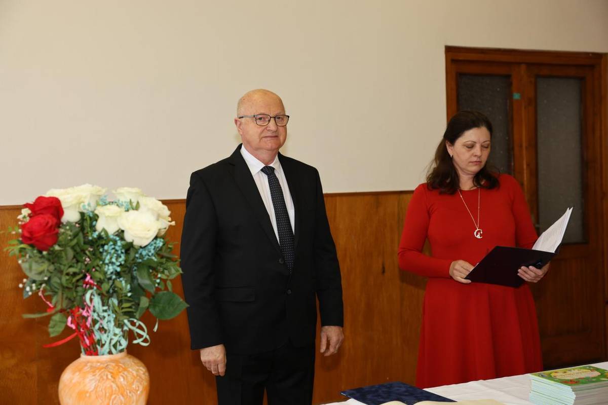 Dňa 22.03.2025 starosta obce s poslancami privítali slávnostne do života detičky narodené v roku 2023 a 2024.