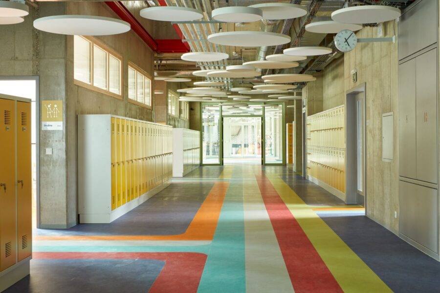 Pouze do 15. dubna 2025 můžete podpořit interiér naší školy v prestižní soutěži Interiér roku 2025