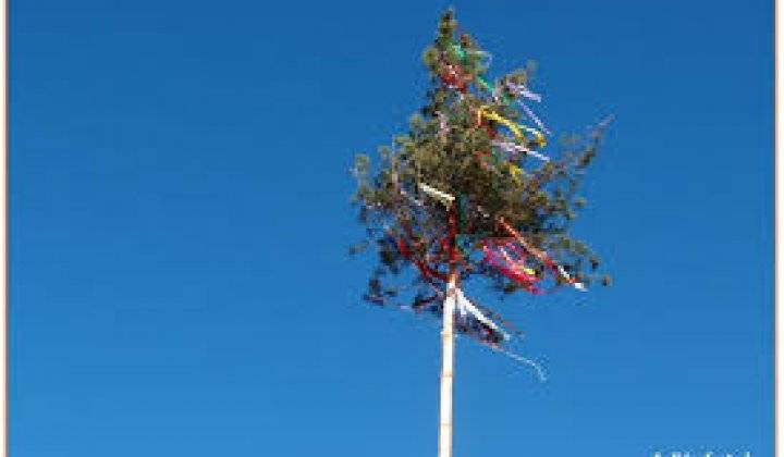 Obec Paňa pozýva na podujatie   STAVANIE MÁJA   v utorok  30.4.2025 o 17:00 hod.   pred obecným úradom   Program a občerstvenie zabezpečené.