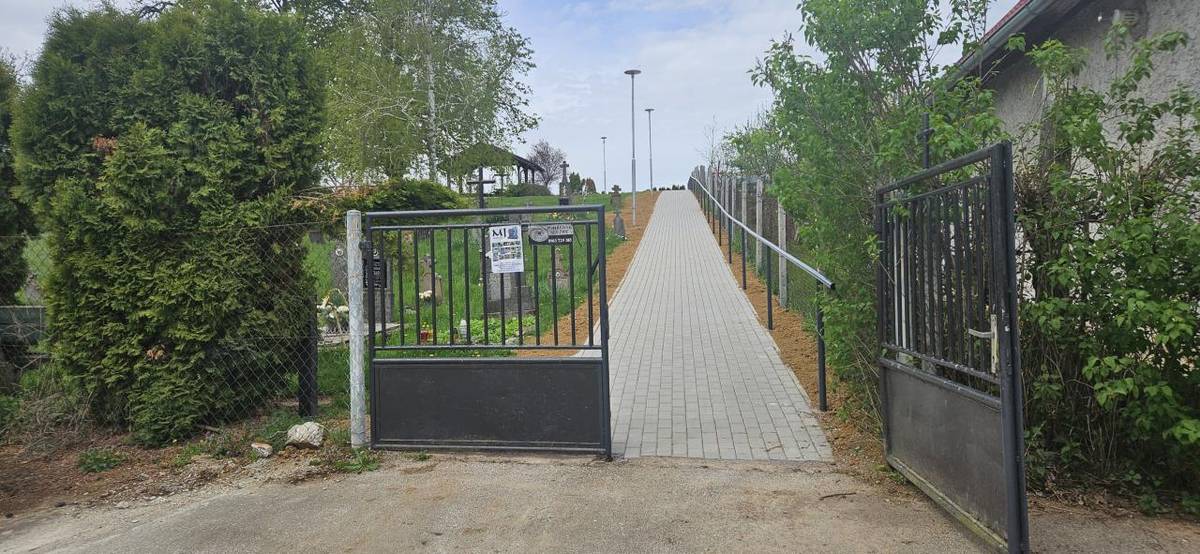 Chodník cintoríne Rohožnica