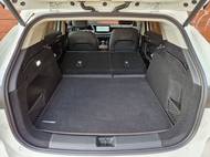 Když sklopíte zadní opěradla, naroste na 1484 litrů.