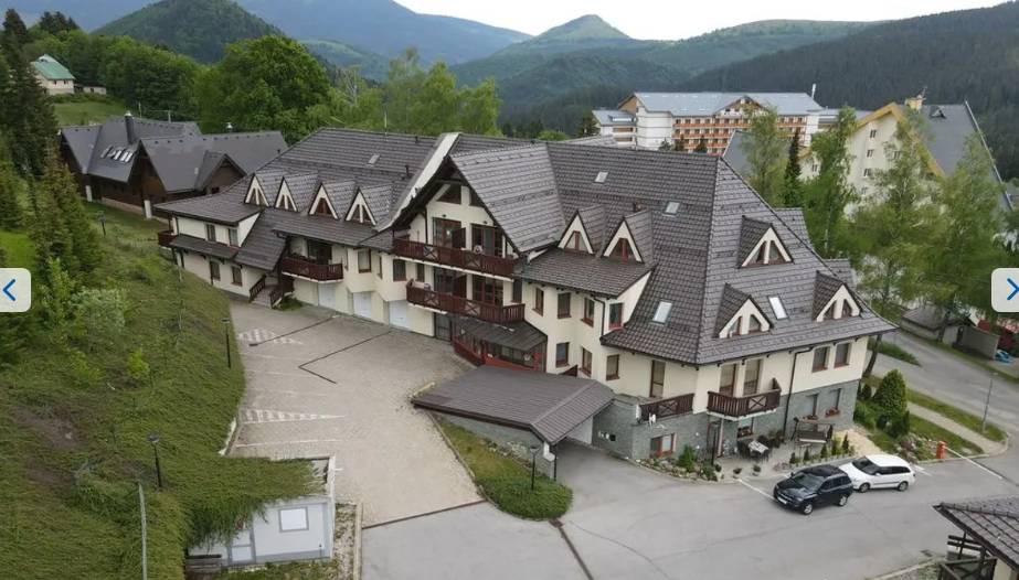 Názov ubytovania:  APARTMÁN MEZONET DONOVALY Plesnivec  Ubytovateľ: Július Žákovič  Email: juliuszakovic@gmail.com  Tel. číslo: +421 904 744 780  https://www.megaubytovanie.sk/apartman-donovaly-plesnivec