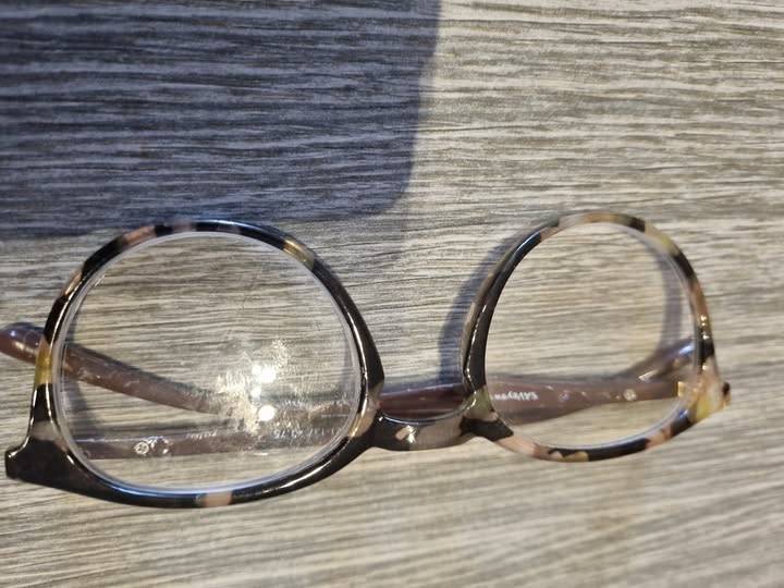 alezeny na parkovišti na Palackého náměstí