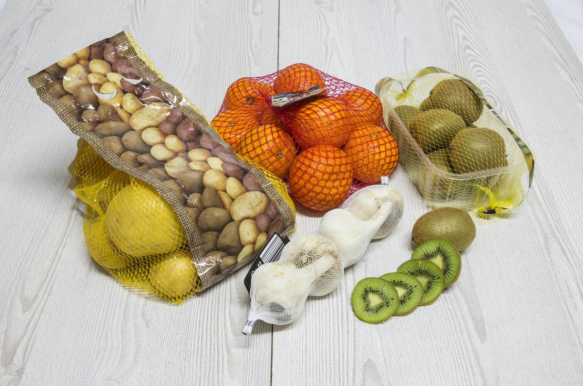 Zelenina Juvita Uherský Brod bude v pátek 25.4.2025 v čase 12:00-12:10 prodávat:  certifikované sadbové brambory z Vysočiny sazenice skalniček a bylinek cibulku sazečku jablka 22Kč/kg cibuli 18Kč/kg konzumní brambory 15Kč/kg  a další ovoce a zeleninu.  Dále nabízí žampiony, hlívu ústřičnou, maďarskou čalamádu, olejové svíčky a med