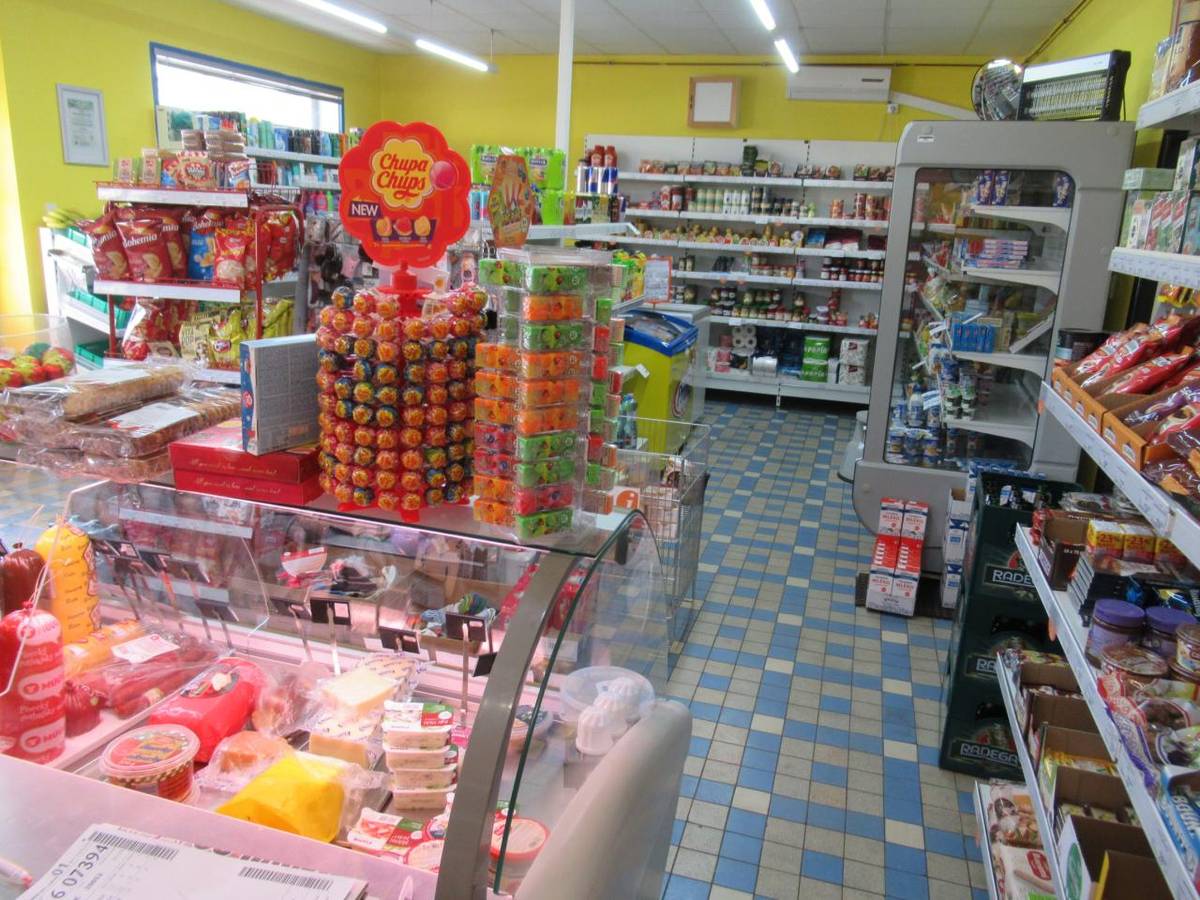 Od pátku 25.4.2025 je znovu otevřena prodejna potravin v obci Velká Turná. Provozní doba bude dle zaběhlého rozpisu. Páteční prodej bude  od 7:00 do 11:00 a od 13:00 do 15:30hod.   Zboží dle objednávek v běžné režimu. Přijďte si k nám nakoupit. Budeme se na Vás těšit.