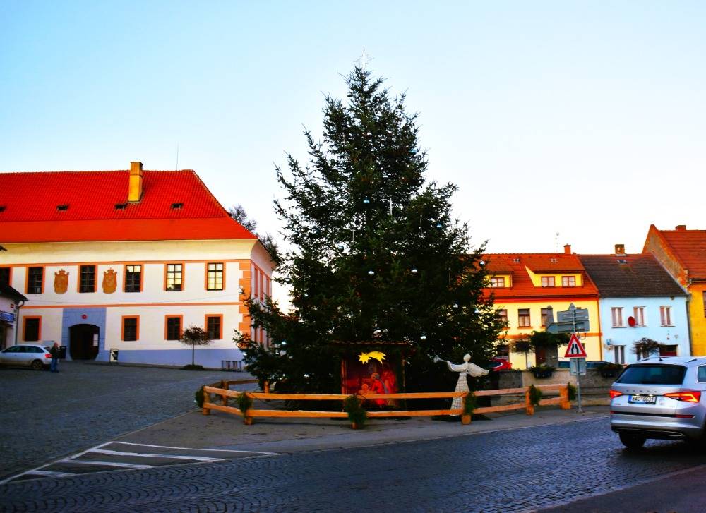 Vánoční výzdoba bavorvoského náměstí fotoobjektivem Jana Škrleho