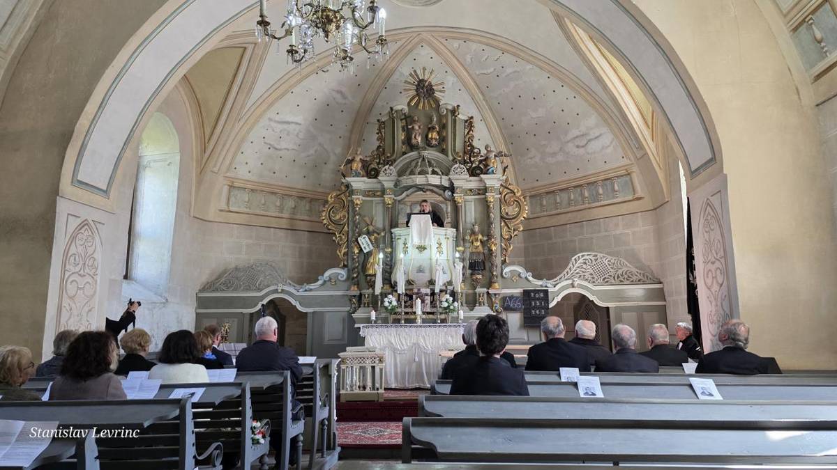 V nedeľu 27. apríla 2025 sa v evanjelickom kostole v Rochovciach konala slávnostná spomienková slávnosť pri príležitosti 200. výročia úmrtia významnej osobnosti našich duchovných a kultúrnych dejín – Ladislava Bartolomeidesa.