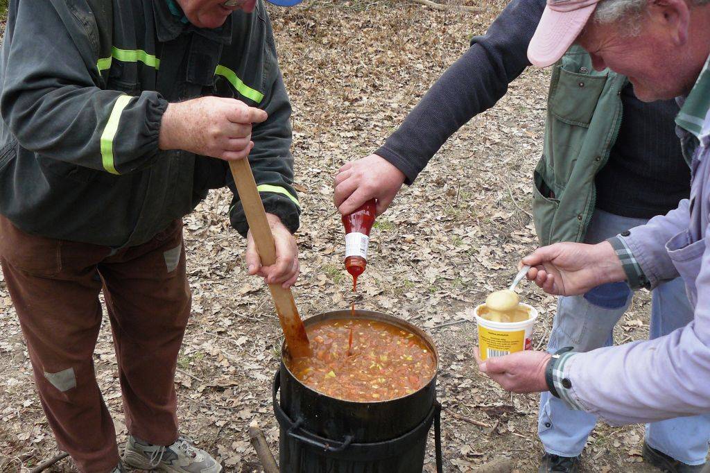 Vysázení obecního lesa 2011