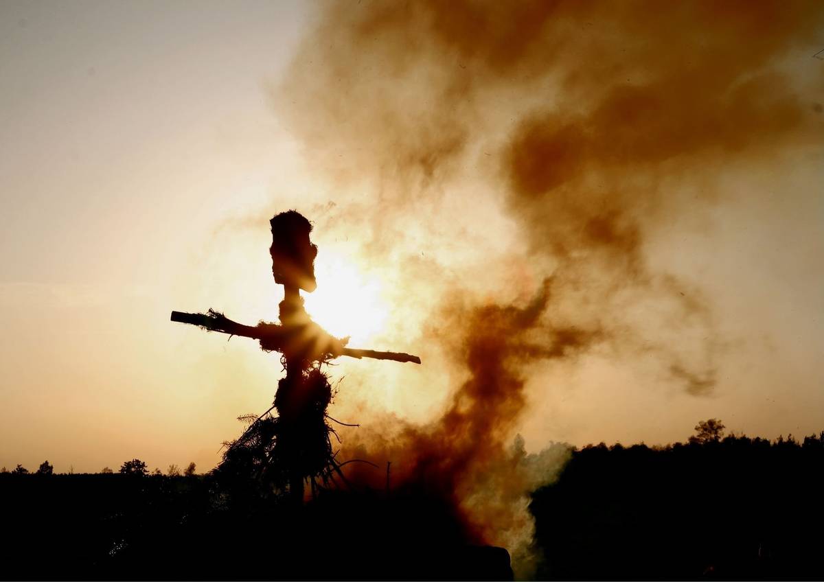 🧙♀️ Zveme všechny malé i velké na další ročník Pálení čarodějnic na přehradě! 🤩 Čeká na vás velká vatra i opékání párků. Zábava pro děti i občerstvení jsou samozřejmostí. 🔮 Masky čarodějnic jsou rozhodně vítány! 📌 Přehrada Baška ⏰ od 17:00 Událost pořádají SDH Baška & Bašťanský spolek. Jak jsme pálili čarodějnice loni se můžete podívat v naší fotogalerii. ⬇️