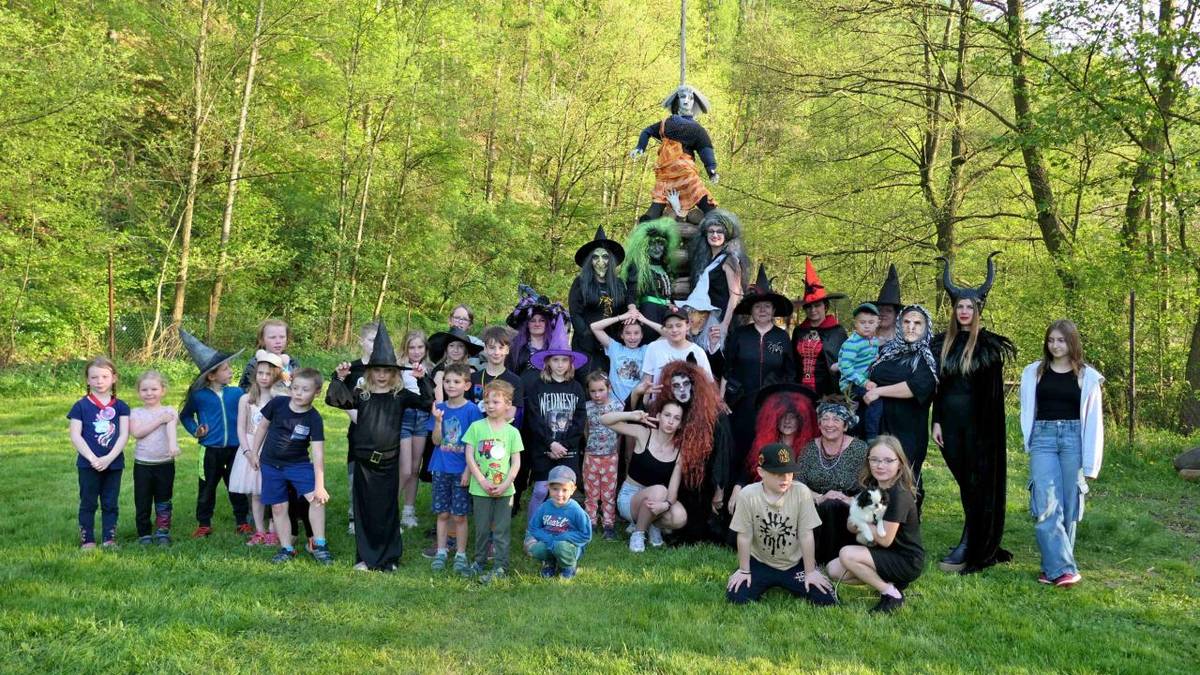 Městecké čarodějnice jsou nejkrásnější :-)  Děkujeme.