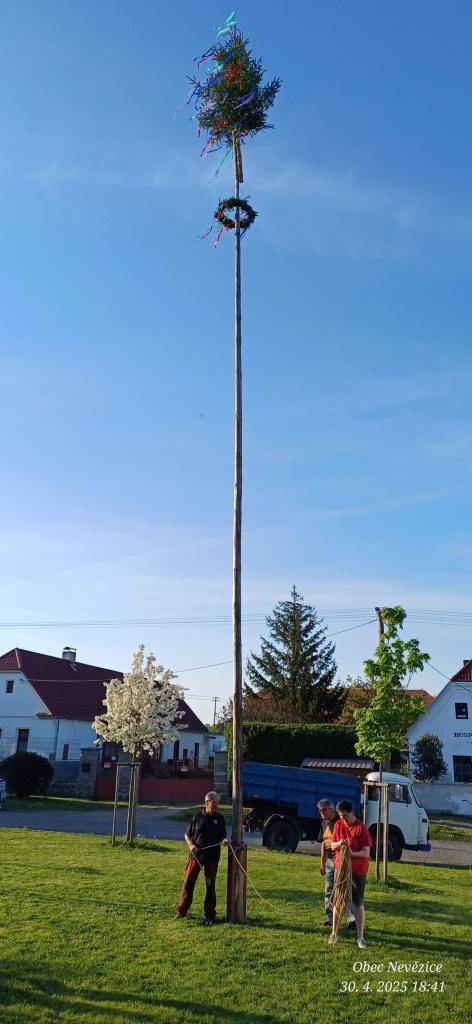 SDH Nevězice zorganizovalo setkání občanů obce na Nevězické májce.