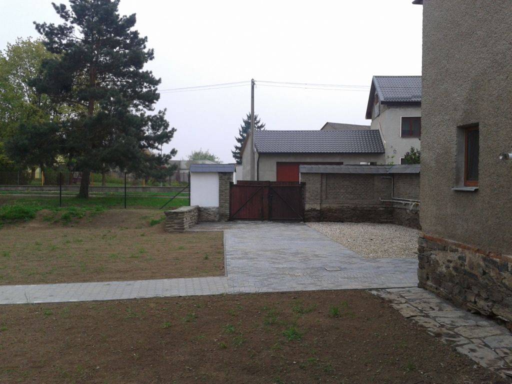 Fotografie z obce 2012