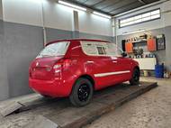 Auto jsme se rozhodli také rozleštit, červená barva má tendenci matnět a působí pak zašle.