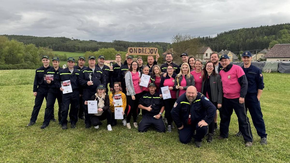 V sobotu 3.5.2025 se konala hasičská soutěž v Babiné, které se jeli zúčastnit naši hasiči a hasičky z Plání a Ondřejova.  Pláňská děvčata si ze závodů odvezla pohár za 3.místo. Muži skončili na 9. místě.  Ondřejovští letos postavili 2 týmy a domů si odváželi poháry za 2. a 3. místo. Gratulujeme.