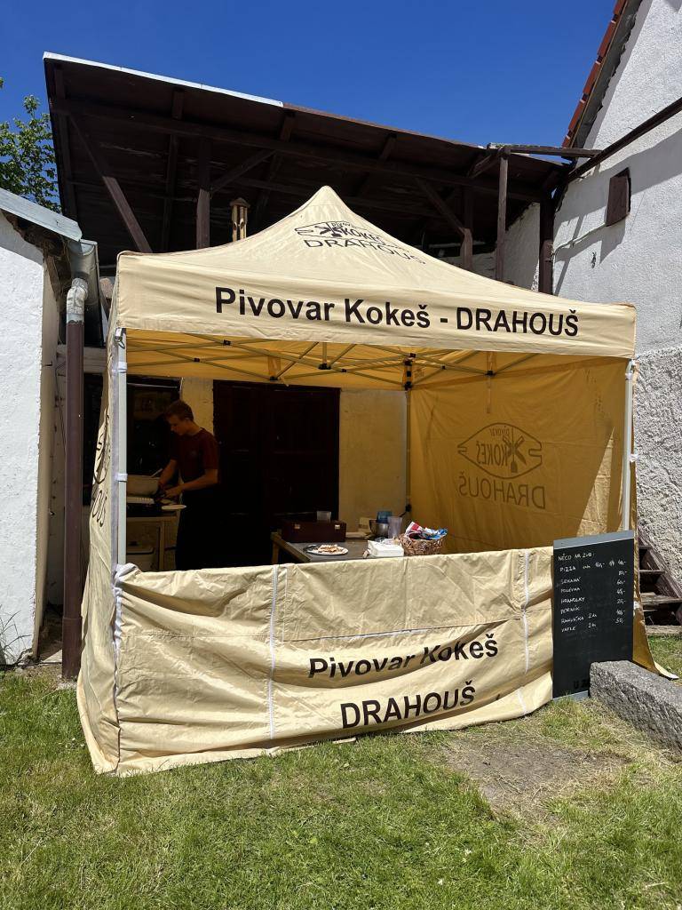 I letos proběhli pivovarské slavnosti v místním minipivovaru Kokeš. Nechybělo divadelní představení pro nejmenší v podání divadelního spolku Akorát. Letos zahráli krásné představení Popelka. Spoustu dobrého jídla a skvělého piva po celý den a až do večera, kdy k tanci a poslechu zahrála živá hudba.