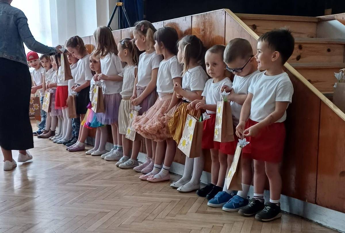 Sobotní odpoledne jsme slavili svátek našich maminek.