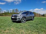Společnost nám několik příštích měsíců bude dělat auto ve výbavě Journey, která je spolu s provedením Extreme tou nejdražší v nabídce modelu. S mildhybridní dvanáctistovkou stojí od 625 tisíc korun.