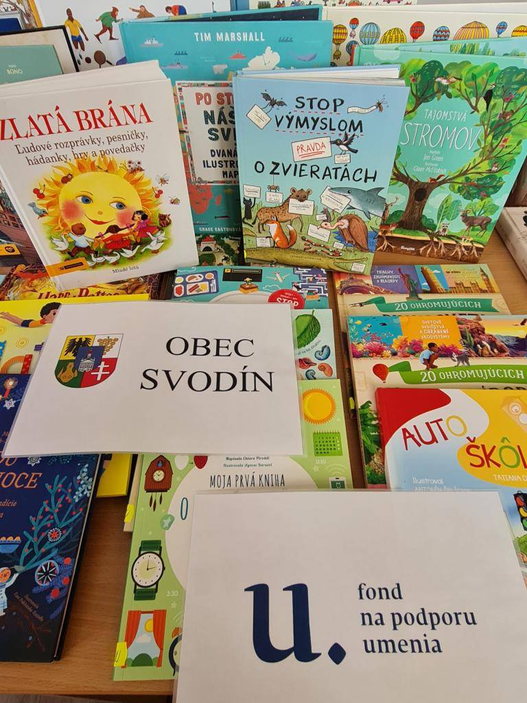 Obecná knižnica s potešením oznamuje svojim čitateľom, že bol úspešne posúdený projekt vo Fonde na podporu umenia s cieľom na rozšírenie knižničného fondu, a tak knižnica obohatila svoj knižničný fond o nové knihy.