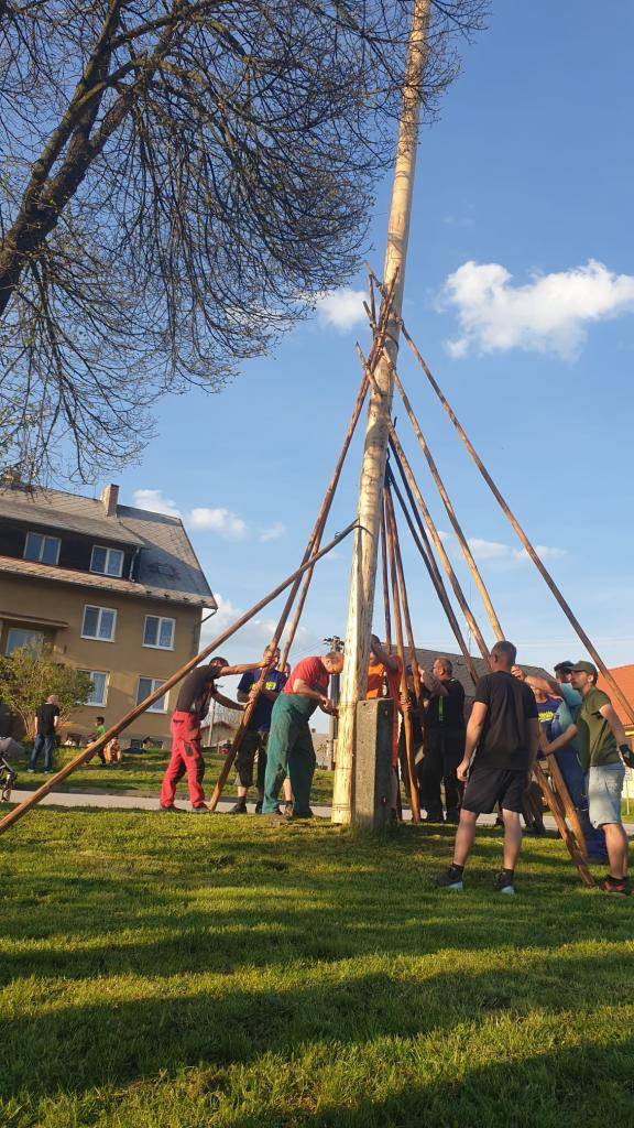 Každoroční akce spojená s pálením čarodějnic